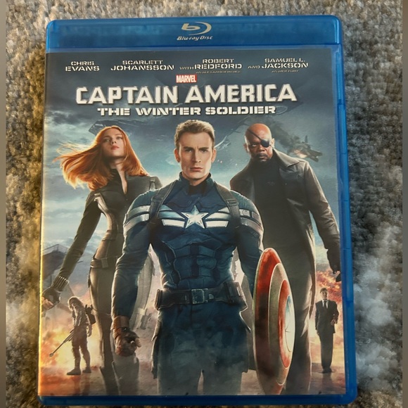 Captain America Blu-Ray Bundle - Picture 4 of 9